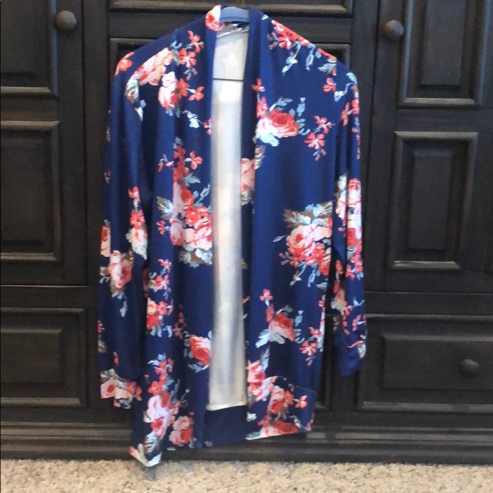 Navy Floral Light Cardigan